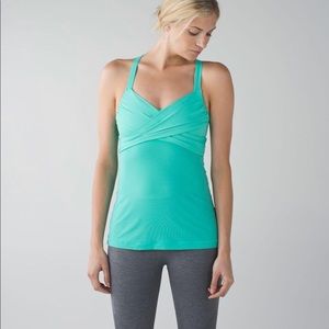 Lulu lemon tank